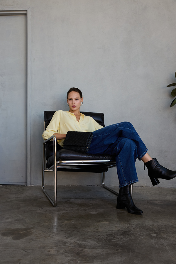 Campaigns & Lookbooks 252