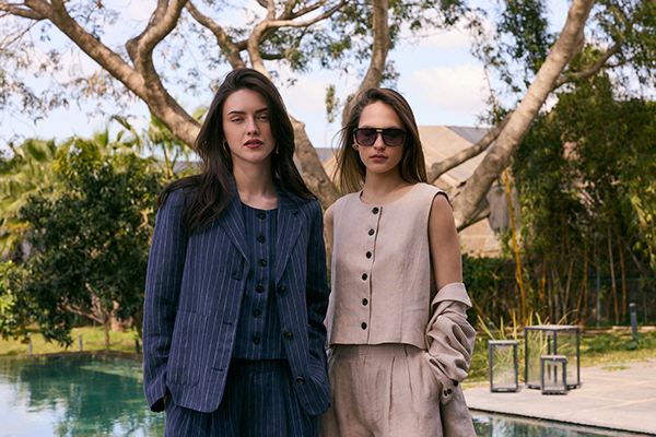 Campaigns & Lookbooks 68