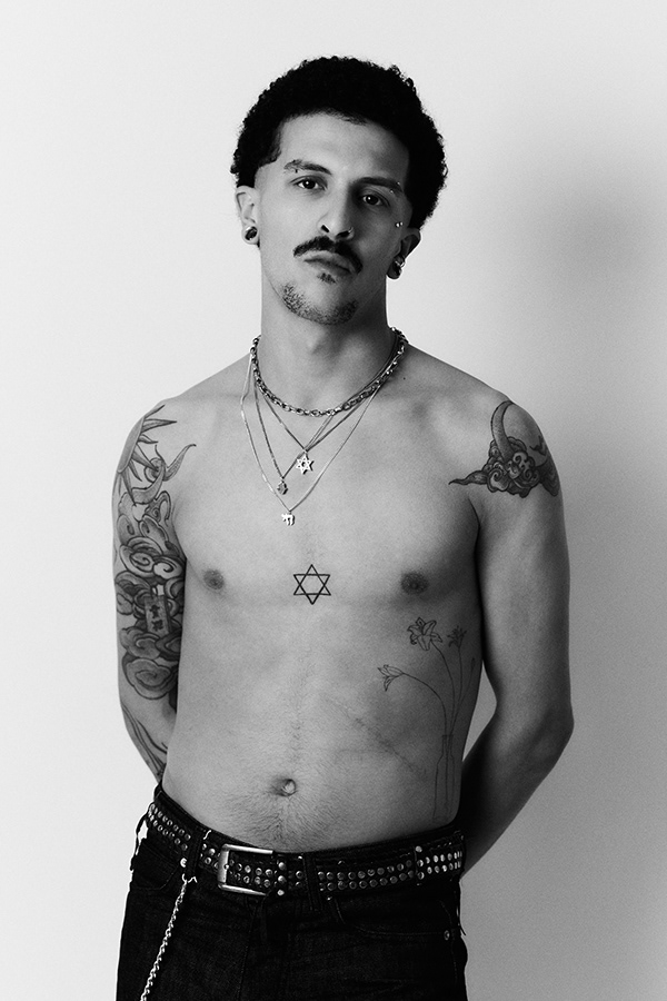 Campaigns & Lookbooks 232