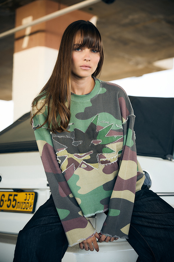 Campaigns & Lookbooks 141