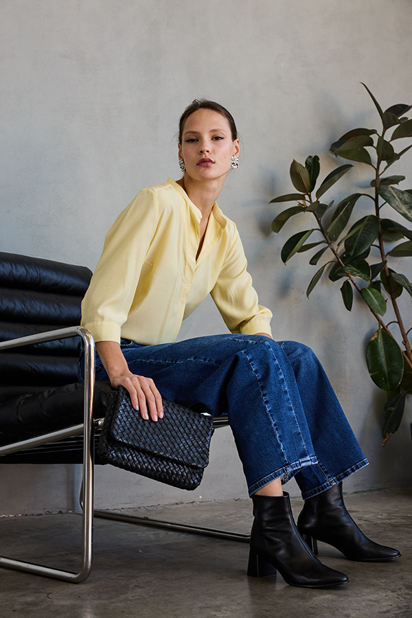 Campaigns & Lookbooks 256