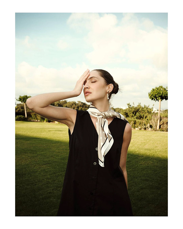 Campaigns & Lookbooks 10