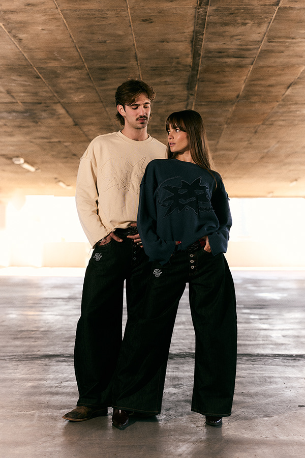 Campaigns & Lookbooks 156