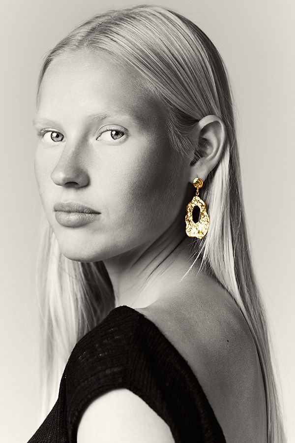 Campaigns & Lookbooks 131