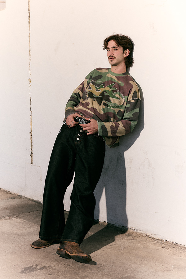 Campaigns & Lookbooks 163