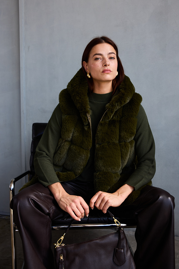 Campaigns & Lookbooks 267
