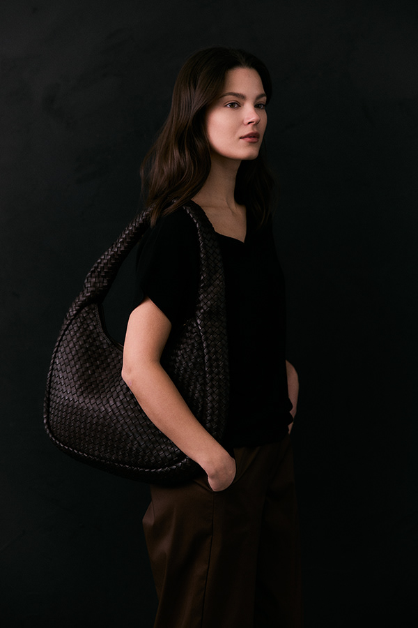Campaigns & Lookbooks 80