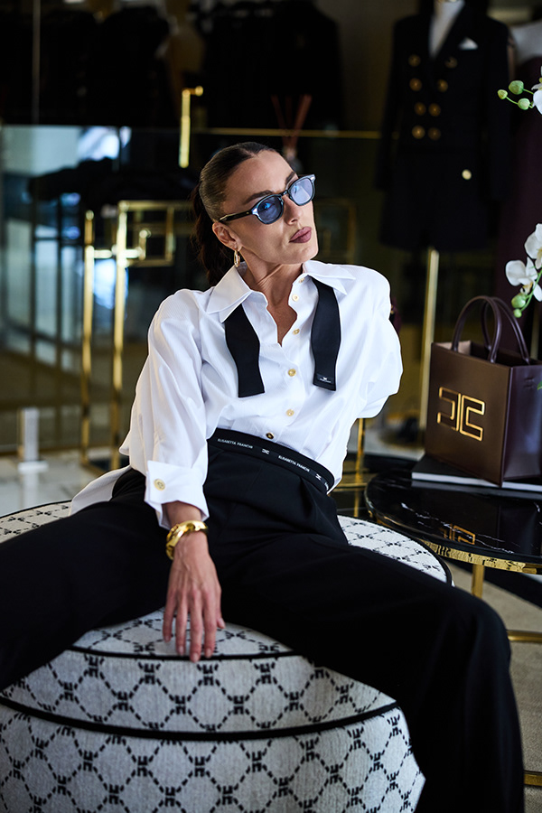 Campaigns & Lookbooks 369