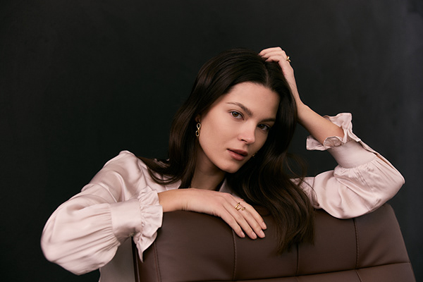 Campaigns & Lookbooks 99