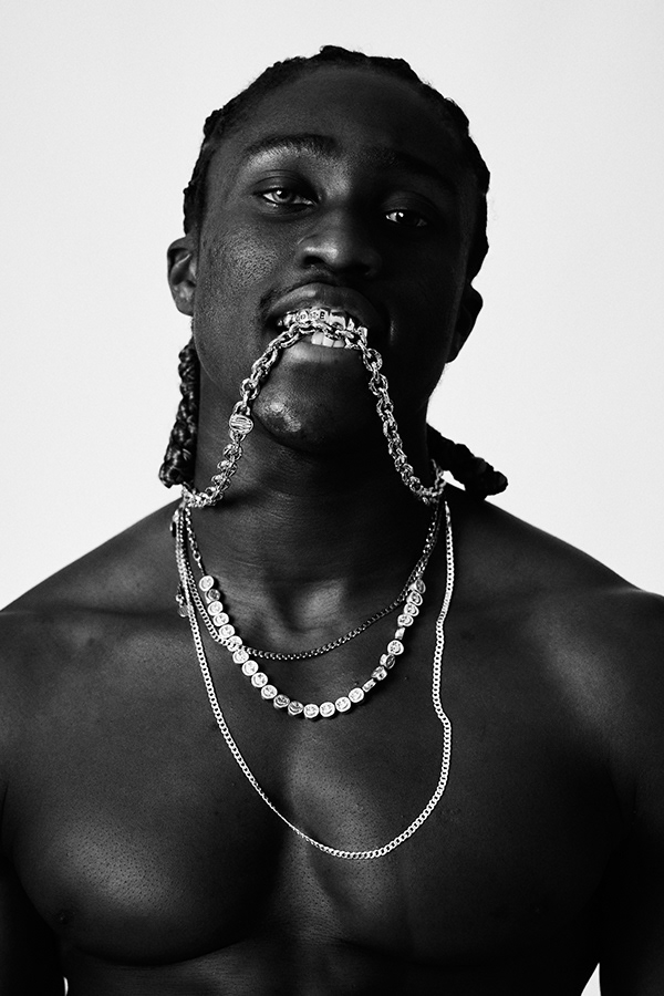 Campaigns & Lookbooks 218