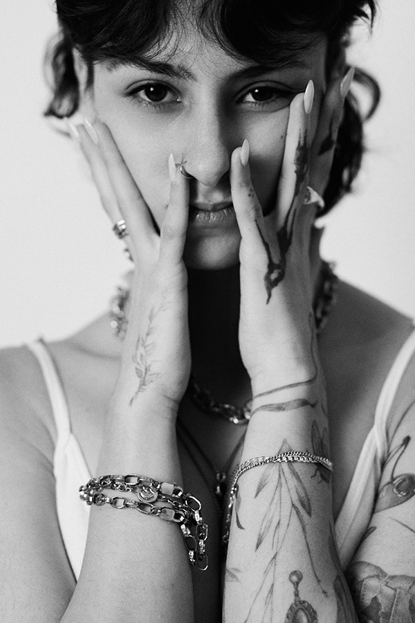 Campaigns & Lookbooks 197